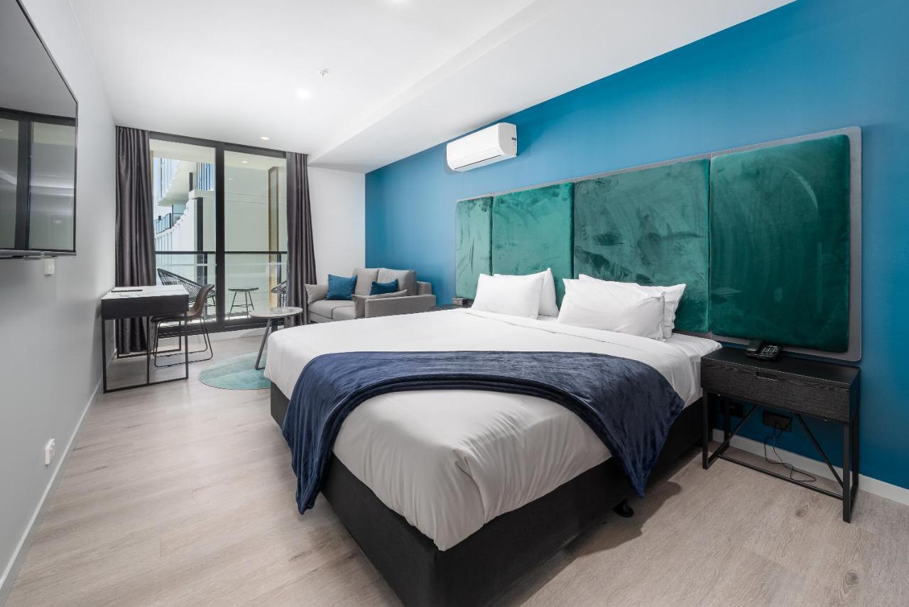 Oros And Aparthotel 4*